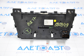 Climate control Hyundai Elantra AD 17-18 manual chrome is used, the trim and glass are worn