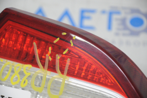 Light inside trunk lid right Hyundai Sonata 11-14 scratches