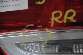 Inner lamp trunk lid right Kia Sorento 16-18 prerest, cracks