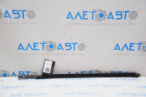 Molding door-glass central rear left Nissan Versa Note 13-19 scratches inside