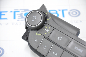 Radio control, Chevrolet Malibu 13-15 radio, buttons and cover are worn under navigation, button cover mounts are broken