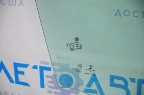 Glass door front right VW Jetta 19-24 scratches