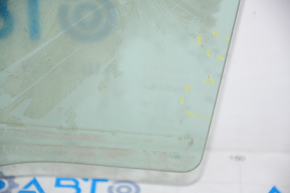 Glass door rear left Lexus ES350 07-12 scratches
