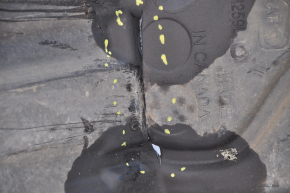 Bottom protection right Ford Escape MK3 13- tear