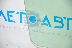 Glass door front right Lexus CT200h 11-17 scratches