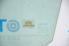 Glass of the front left door Lexus Hs250h 10-12 scratches