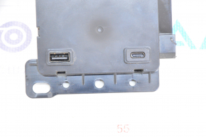 USB AUX connector Tesla Model 3 18-