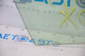 Glass of the front right door Honda Accord 13-17 hybrid, 5mm, scratches