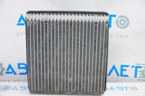 VW Jetta 11-18 USA Evaporator Without Valve