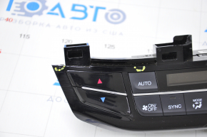 Climate control Honda Accord 16-17 rest black, chip and scratches on the trim