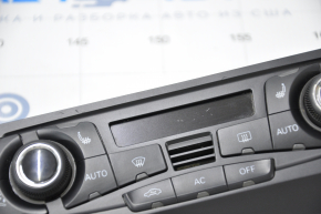 Audi Q5 8R 09-12 climate control with heating, scratches on the display and overlay