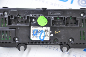 VW Jetta 19-21 heater control without seat heating, bumps and crack on glass