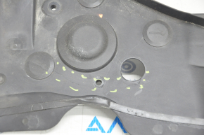 Chevrolet Volt 16 wiper pan - cracks