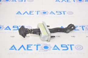 Front right door limiter Chrysler 200 15-15 cracks