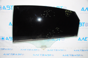 Glass of the rear left door Hyundai Sonata 15-19 scratches