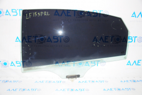 Glass of the rear left door Hyundai Sonata 15-19 scratches