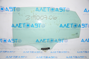 Glass of the rear left door Hyundai Sonata 15-19 scratches