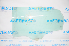 Glass of the rear left door Hyundai Sonata 15-19 scratches