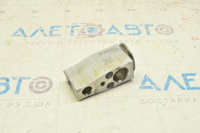 Nissan Leaf 11-17 Air Conditioner Heater Valve