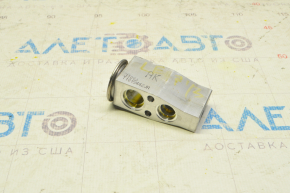 Nissan Leaf 11-17 Air Conditioner Heater Valve