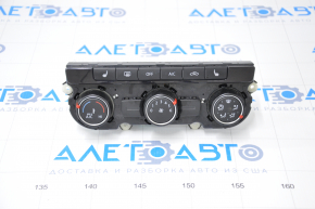 Climate control VW Passat b7 12-15 USA manual with heating, cracked and rubbed glass