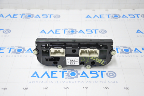 Climate control VW Passat b7 12-15 USA manual, glass is rubbed