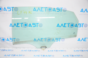 Glass of the rear left door Hyundai Sonata 15-19 scratches