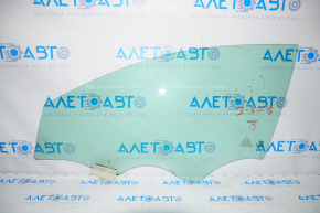Glass of the front left door Hyundai Sonata 15-19 scratches