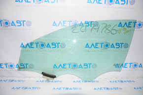 Glass of the front left door Hyundai Sonata 15-19 scratches