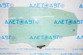 Glass of the rear left door Hyundai Sonata 11-15 scratches