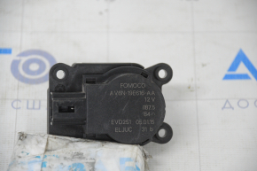 Actuator motor for the heater air conditioner in a Ford Transit Connect MK2 13-23