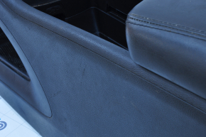 Console center armrest and cup holders Chrysler 200 15-17 black leather, scratches