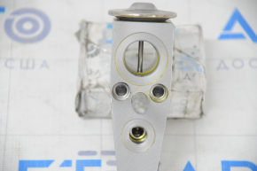 Ford Escape MK3 13- Air Conditioner Heater Valve