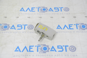 Ford Flex 09-19 Air Conditioner Heater Valve
