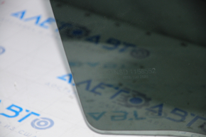 Glass of the rear right door Kia Sorento 10-15 factory tinted, scratches
