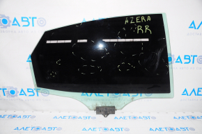 Glass door rear right Hyundai Azera 12-17 scratches