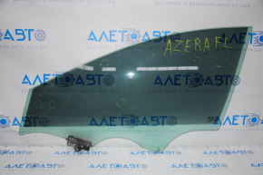 Glass of the front left door Hyundai Azera 12-17 scratches
