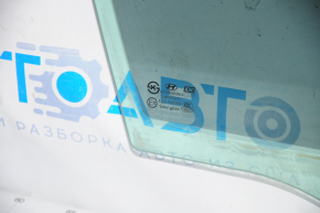 Front right door glass Hyundai Azera 12-17 scratches