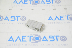 Mazda CX-9 16-21 rear air conditioner heater valve