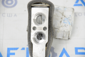 Mazda CX-7 06-12 Air Conditioner Heater Valve