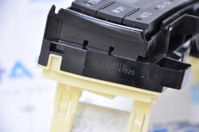 Climate control Toyota Prius 30-11 10-12 prerest glass and button are rubbed