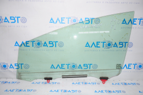 Glass door front left Toyota Prius V 12-17 scratches