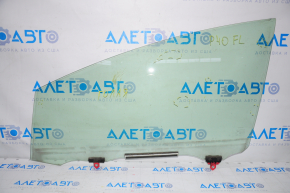 Glass door front left Toyota Prius V 12-17 scratches