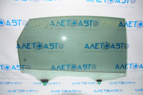 Glass door rear right Toyota Prius V 12-17 scratches