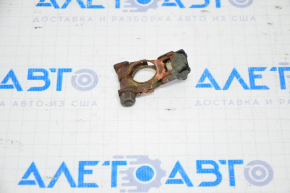 Positive battery terminal Toyota Sequoia 08-10
