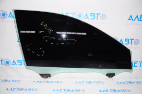 Glass door front right Toyota Camry v40 scratches