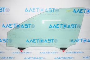 Glass door front left Toyota Camry v40 scratches