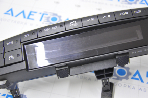 Climate control Lexus CT200h 11-13 scratches on glass and trim