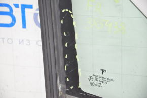 Door glass triangle front right Tesla Model X 16-21 type 1, scratches