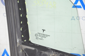 Door glass triangle front right Tesla Model X 16-21 type 1, scratches
